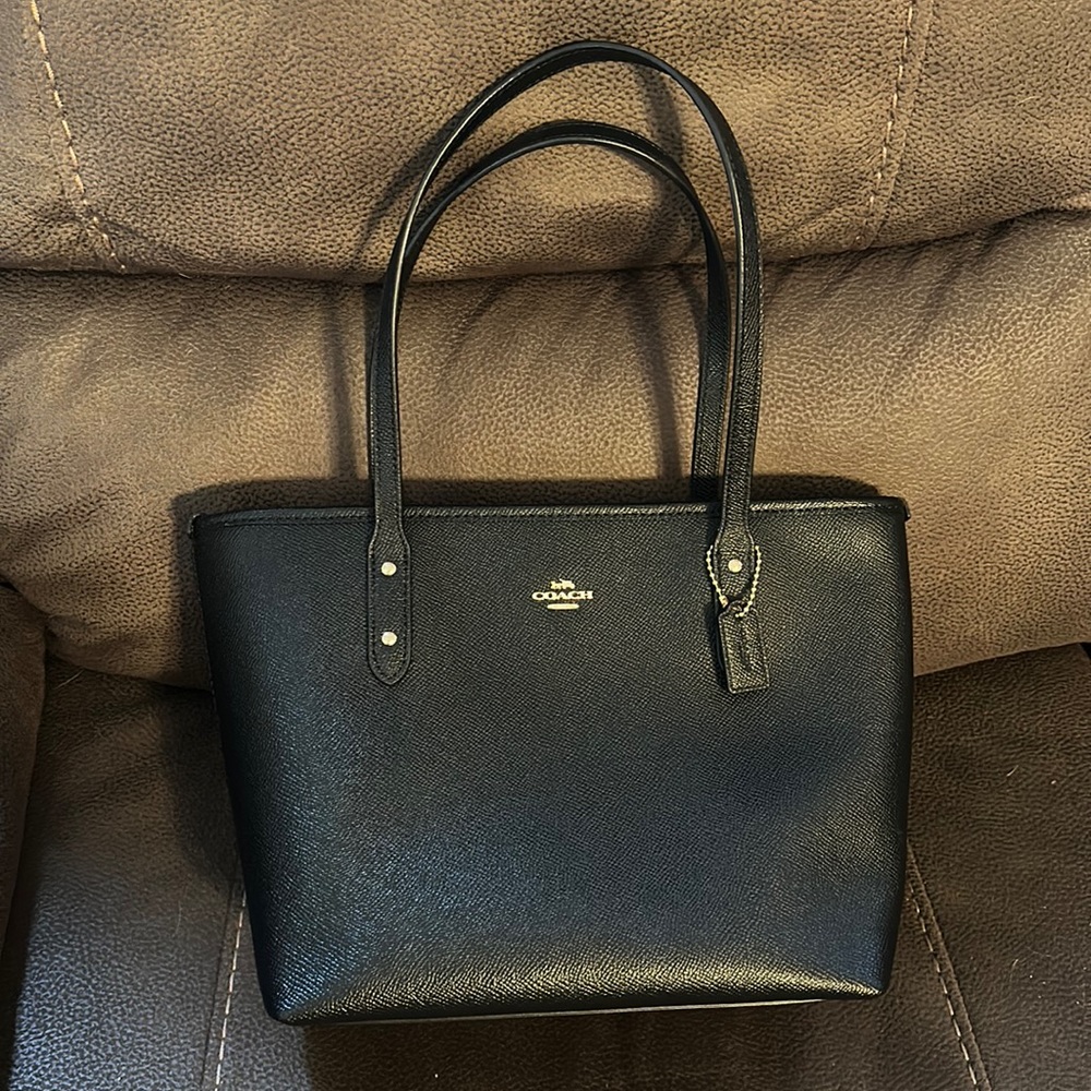 Small Black Coach Purse